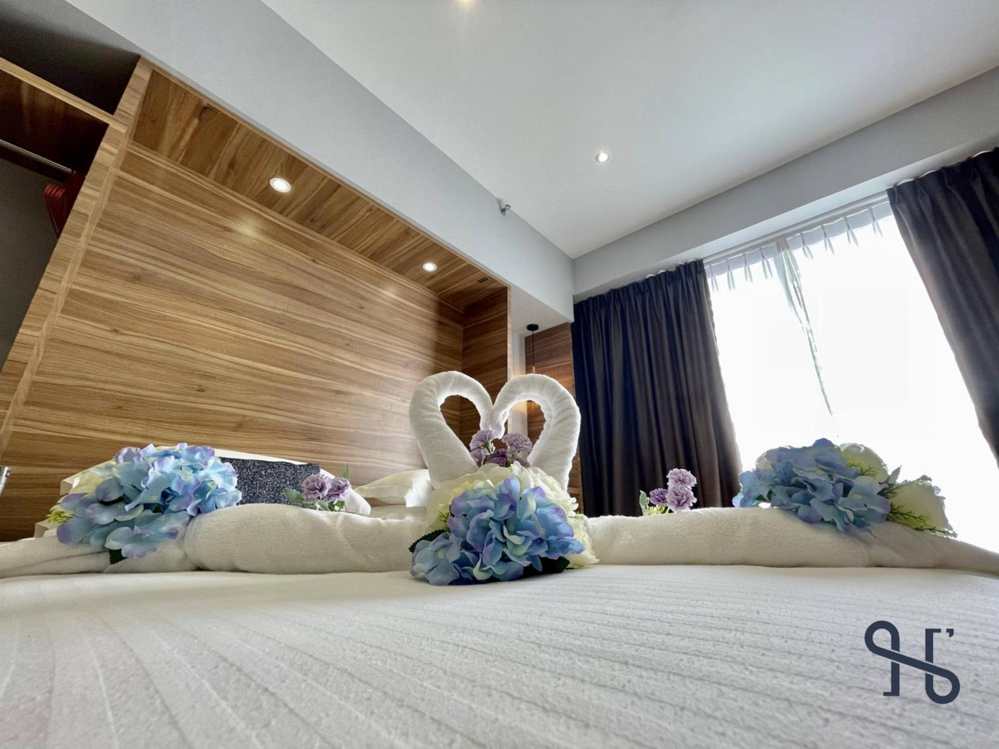 Homesuite' At Aeropod Sovo Homestay
