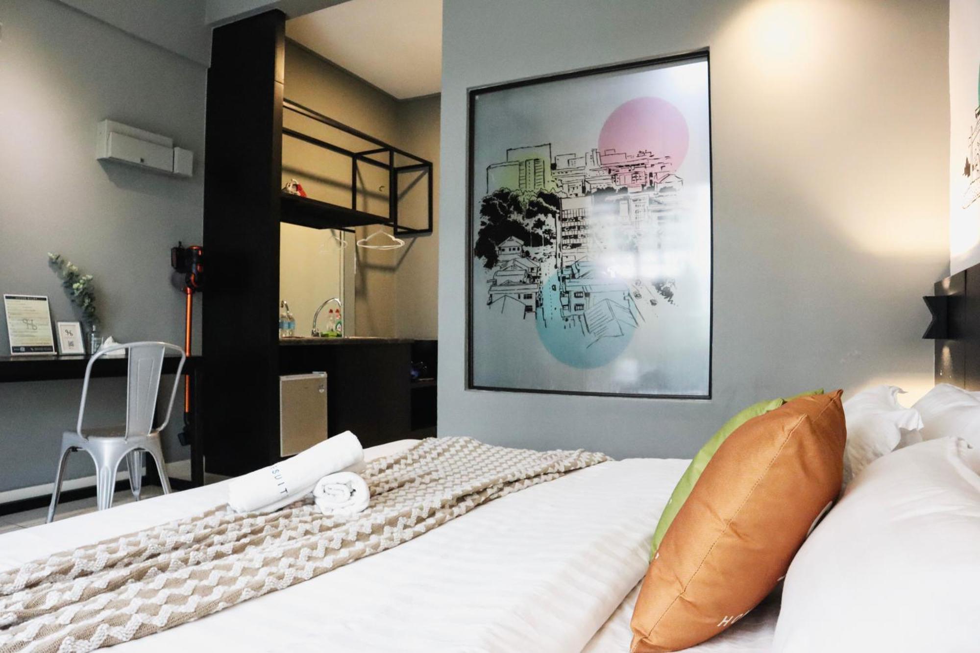 Homesuite' At Aeropod Sovo Homestay