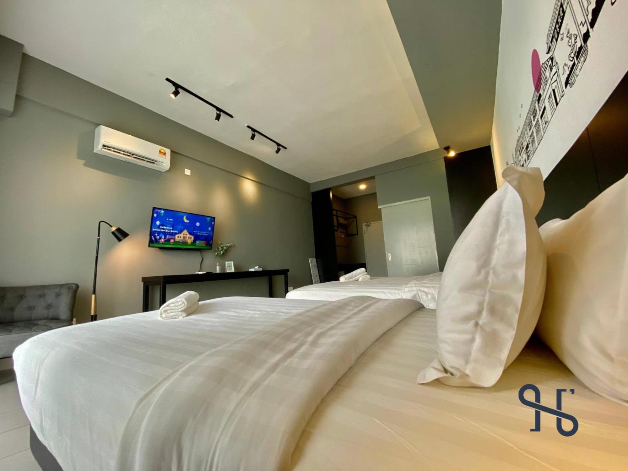 Homestay Homesuite' At Aeropod Sovo